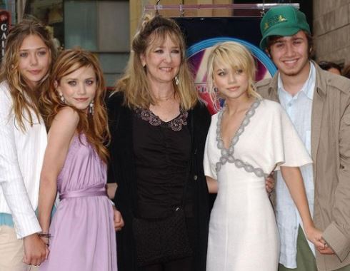 Jarnette Olsen four kids